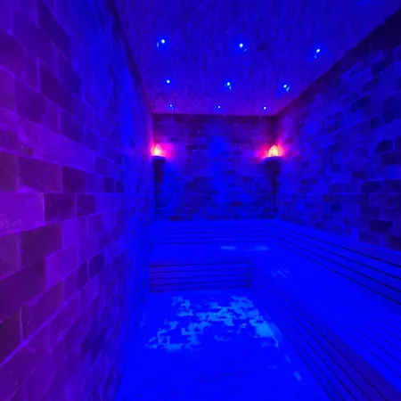 Luxury With Panoramic Sea View Emerald Apartament *