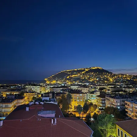 Lägenhet Luxury With Panoramic Sea View Emerald